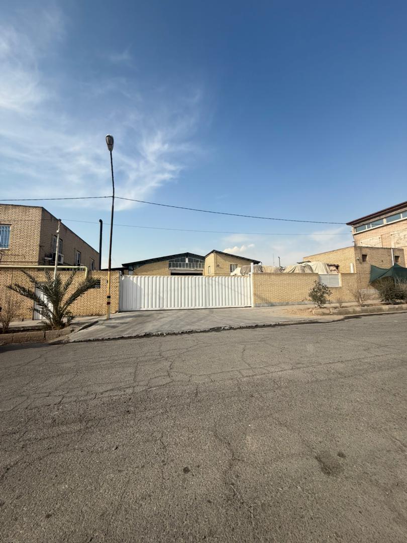 فروش کارخانه فعال شهرک صنعتی ایوانکی.