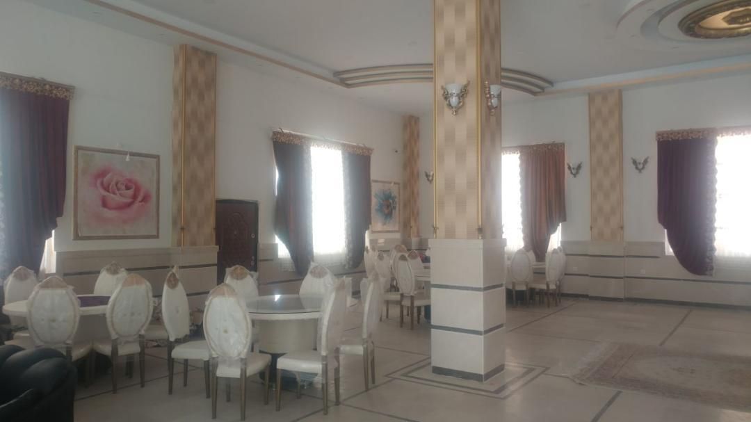 فروش ۲۰۰۰ متری