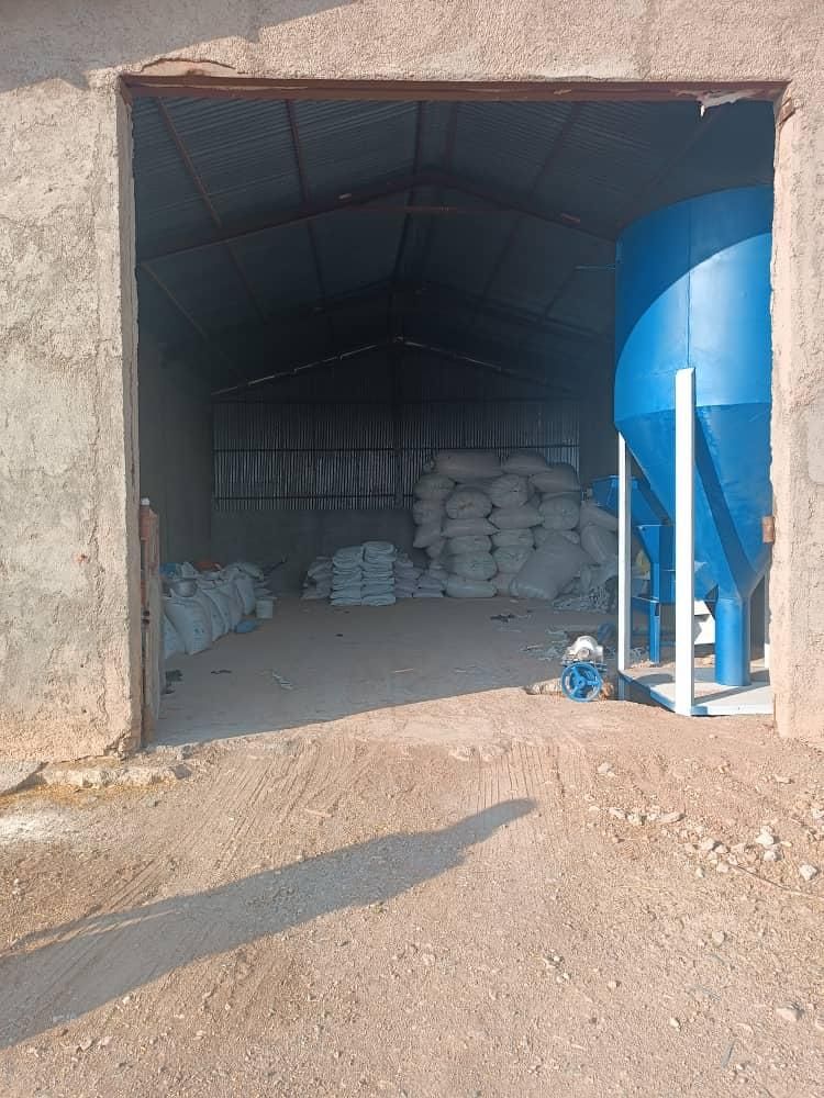 ۹۰۰۰۰هزار متر زمین گاوداری