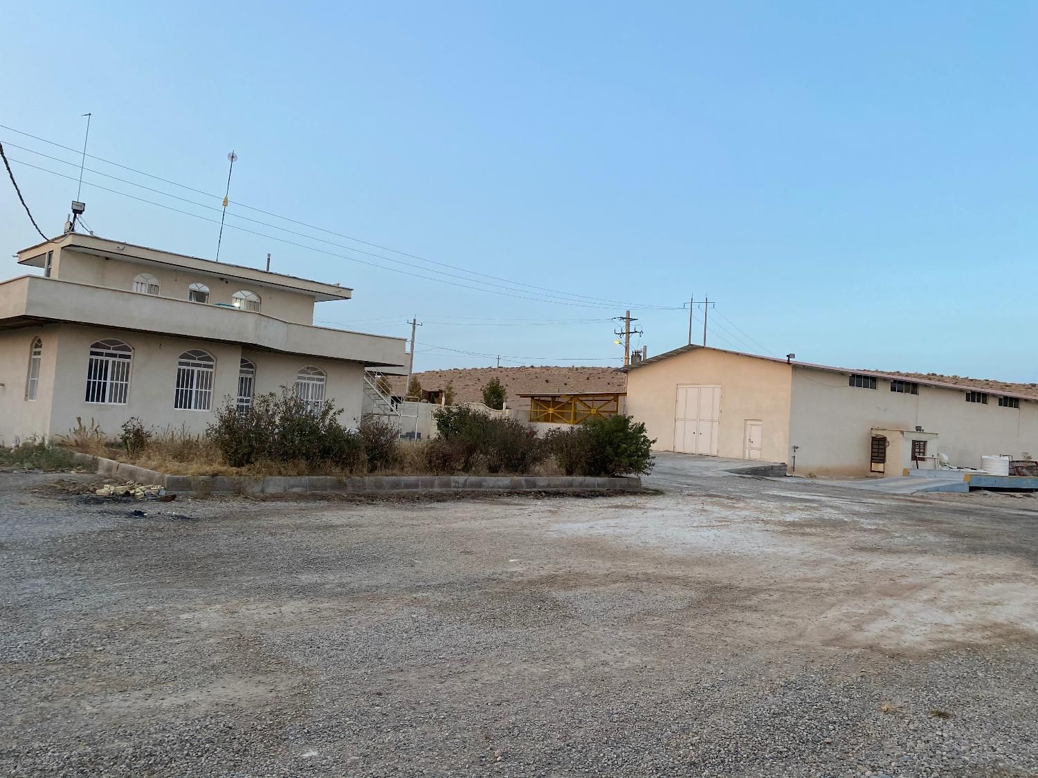 مرغداری گوشتی۸۰هزار قطعه