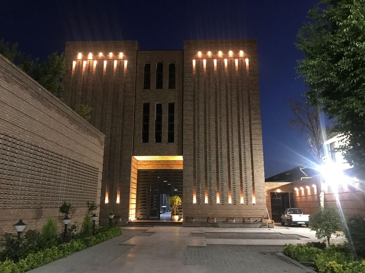 فروش سوله ۲۷۰۰متربسیارشیک وعالی شهرقدس