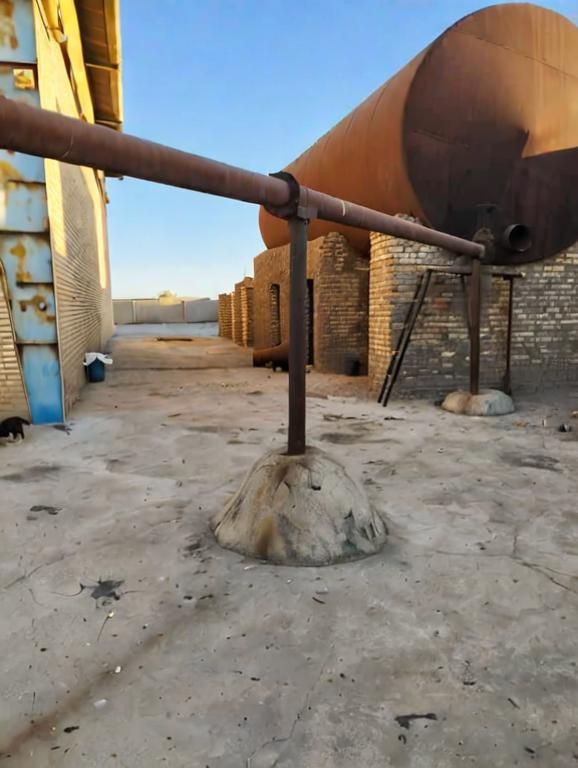 کارخانه با پروانه قیر دولتی ۴۸۰۰ متر سوله و محوطه