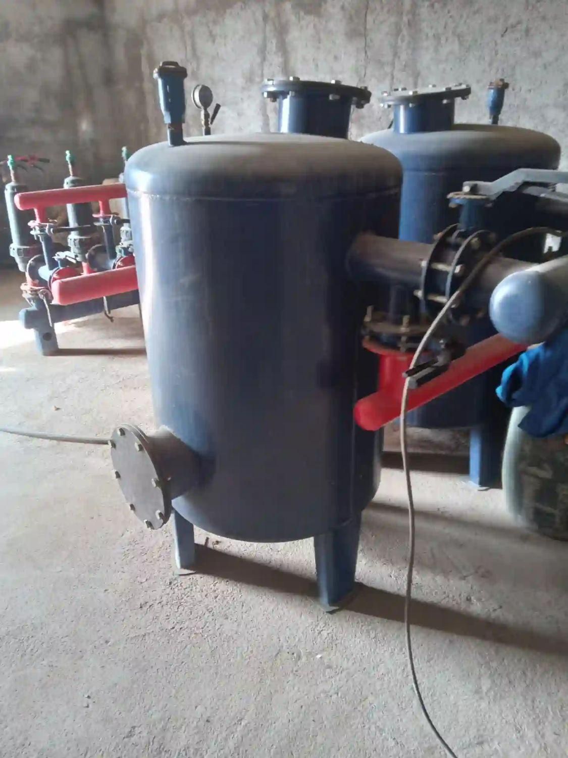 فروش ۳۰ هکتار باغ پسته باسندتک برگ