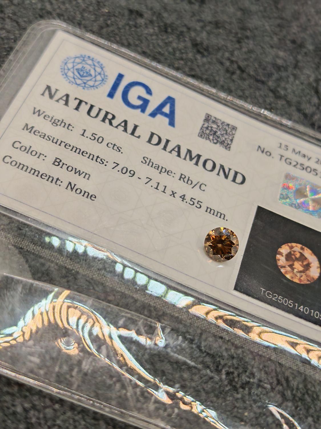 الماس طبیعی معدنی