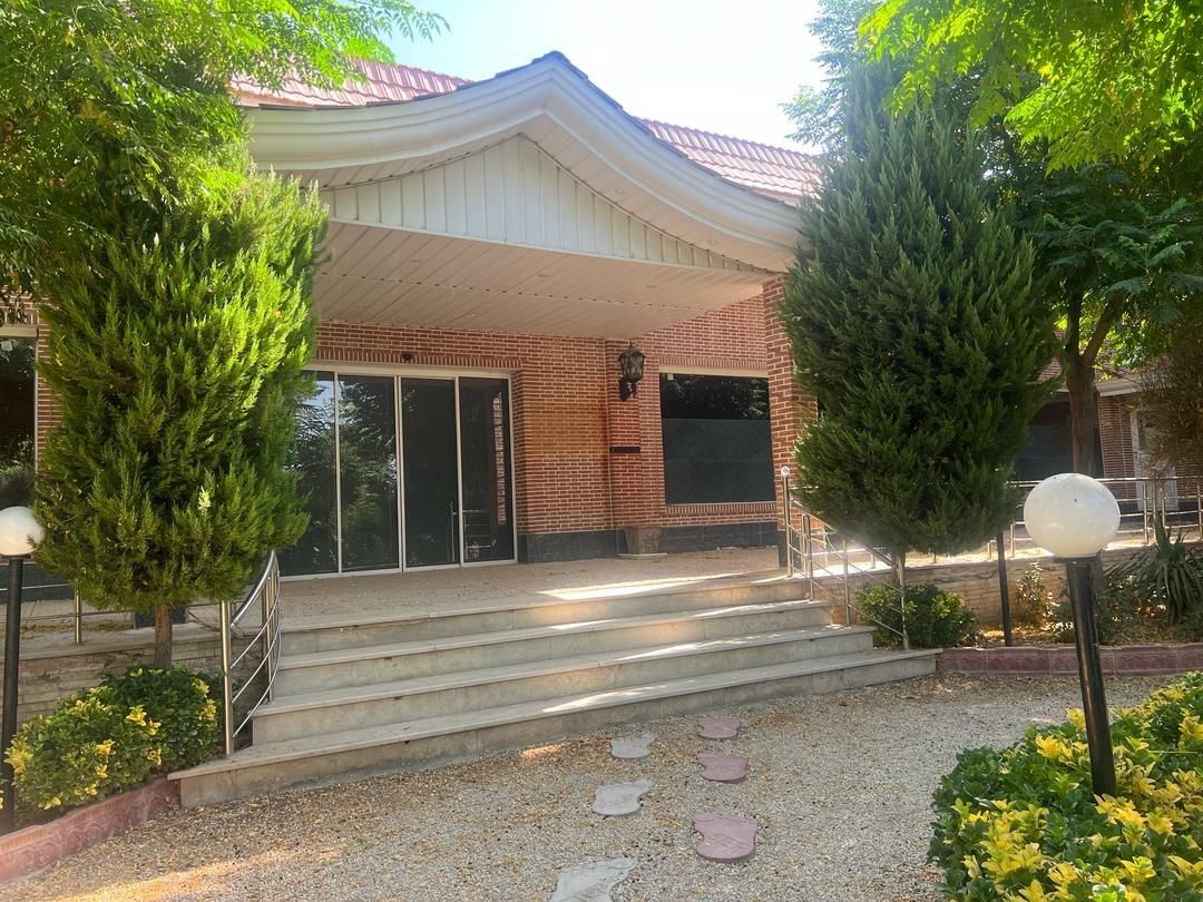 باغ و رستوران