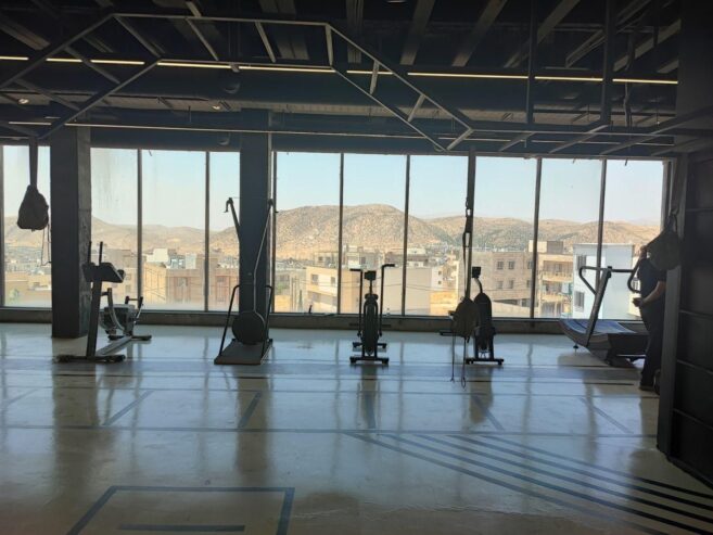 فروش مجموعه تجاری ، اداری ، ورزشی