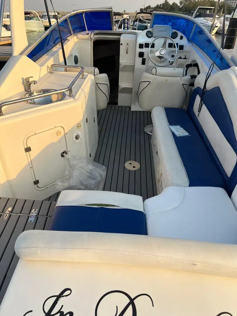 شناور آمریکایی (یات) ۲۸ فوت