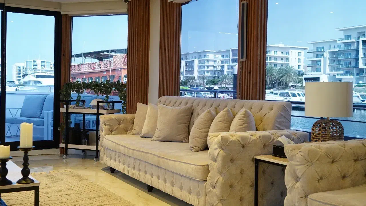 کشتی لوکس تفریحی با امکانات ویژه