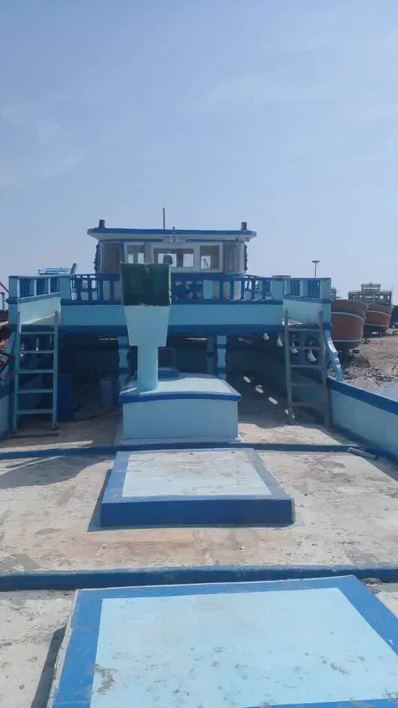 لنج باری ۵۲ فوت