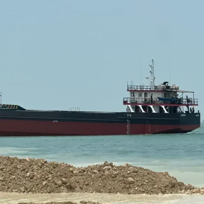 صفحه اصلی 121 f237ef95-e0db-4674-9bfb-71a0182eaa38